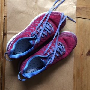 Hoka One One Women’s Clifton 4